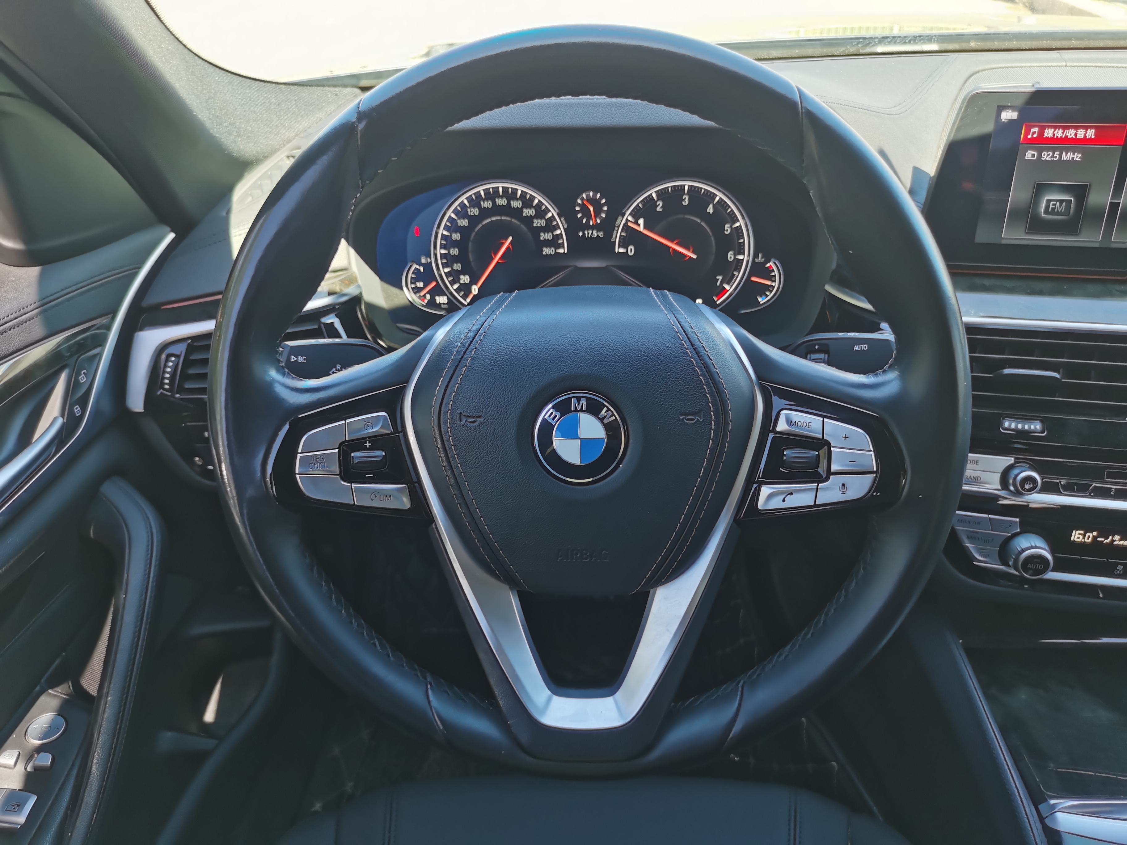 车辆实拍地址:天津天津市西青区经济开发区赛达世纪大道6号电话