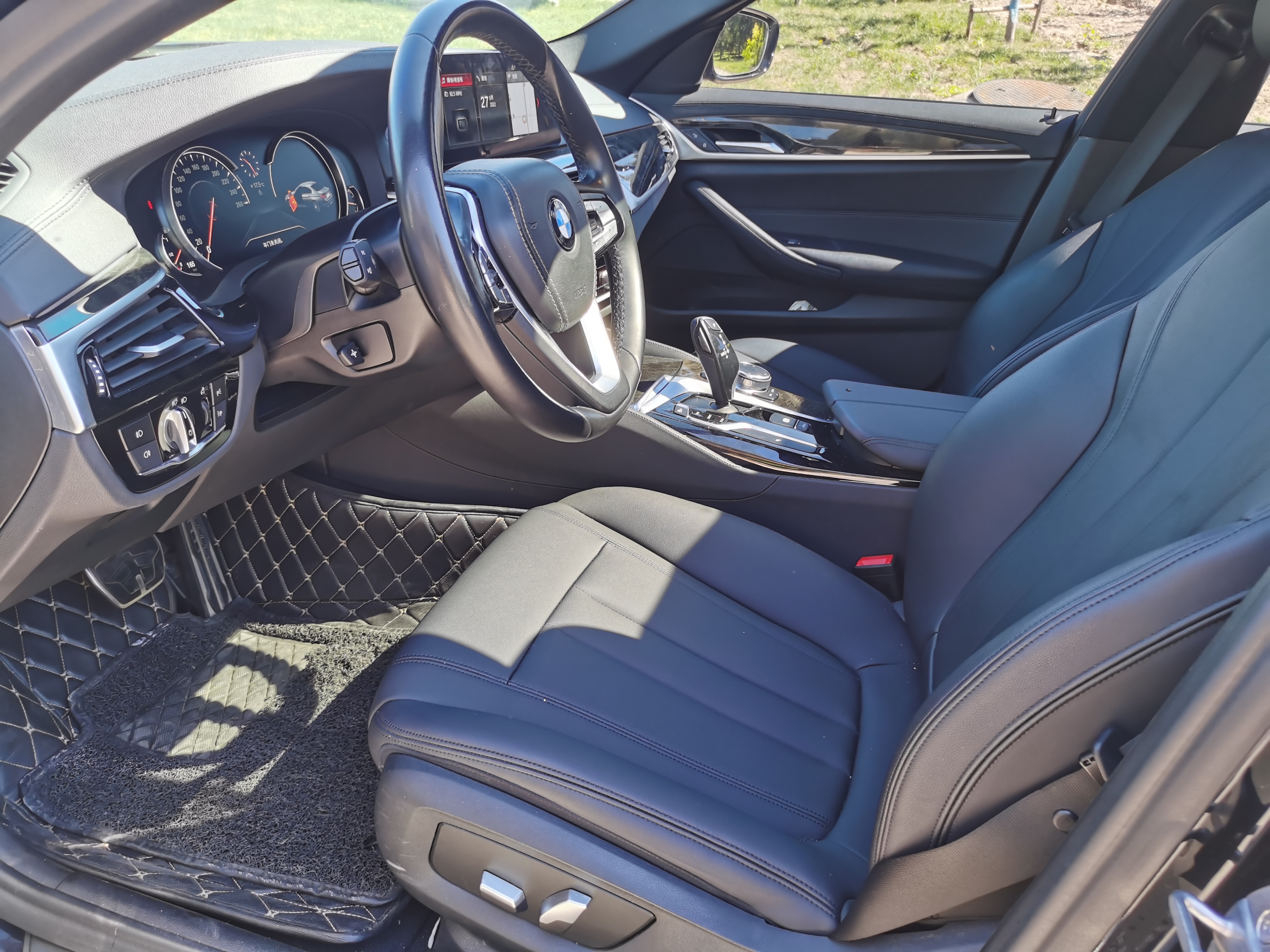 车辆实拍地址:天津天津市西青区经济开发区赛达世纪大道6号电话